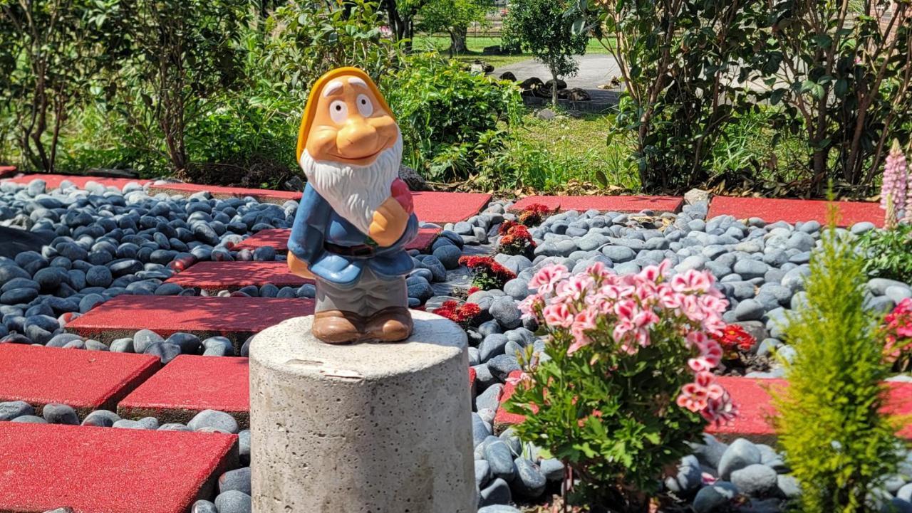 Chaopingjia Fengge Guesthouse 五結郷 エクステリア 写真